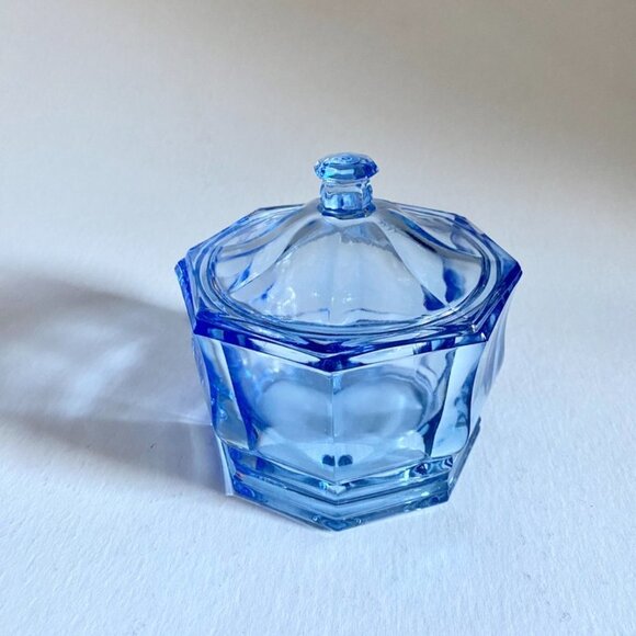 Vintage Confections by Indiana Glass Concord Blue Lidded Candy Dish - Picture 2 of 6